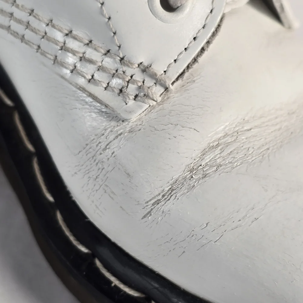 Dr. Martins Girls Vintage 1990s 8-Eye 1460 White Combat Boots Laceup Size 3 Moto